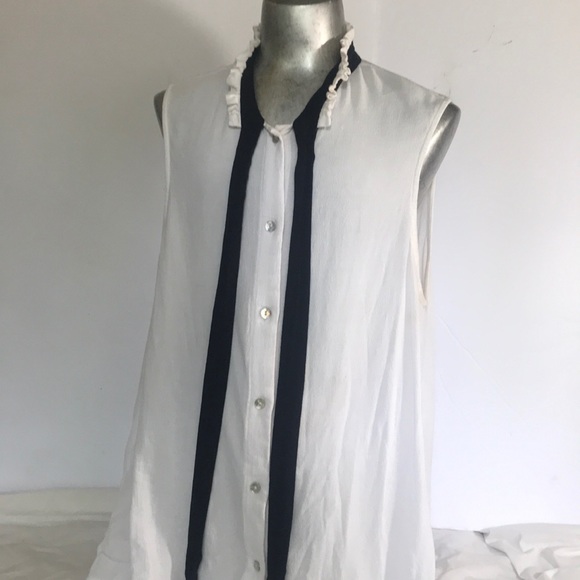 “FOREVER 21“ Sleeveless Tie Ladies Blouse . - Picture 3 of 8